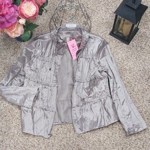2938 Size 1/ Large Chico's Light Weight Zippered Grey Jacket